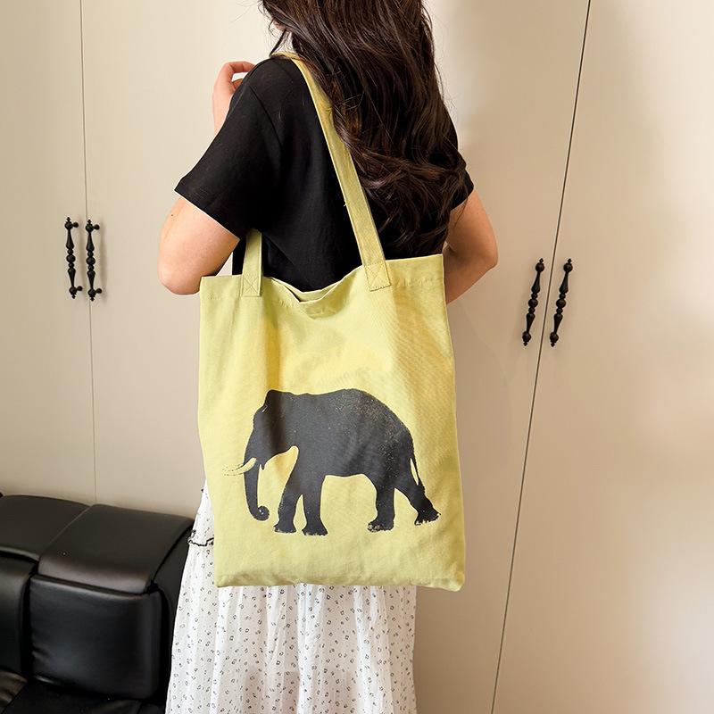 Spring and summer simple canvas elephant printing large capacity versatile relaxation shoulder bag environmental protection tote bag