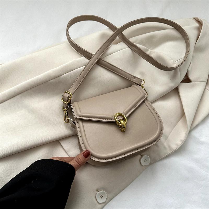 Stylish Retro Shoulder Bag For Women 2023 Trendy Fashion Crossbody Saddle Bag