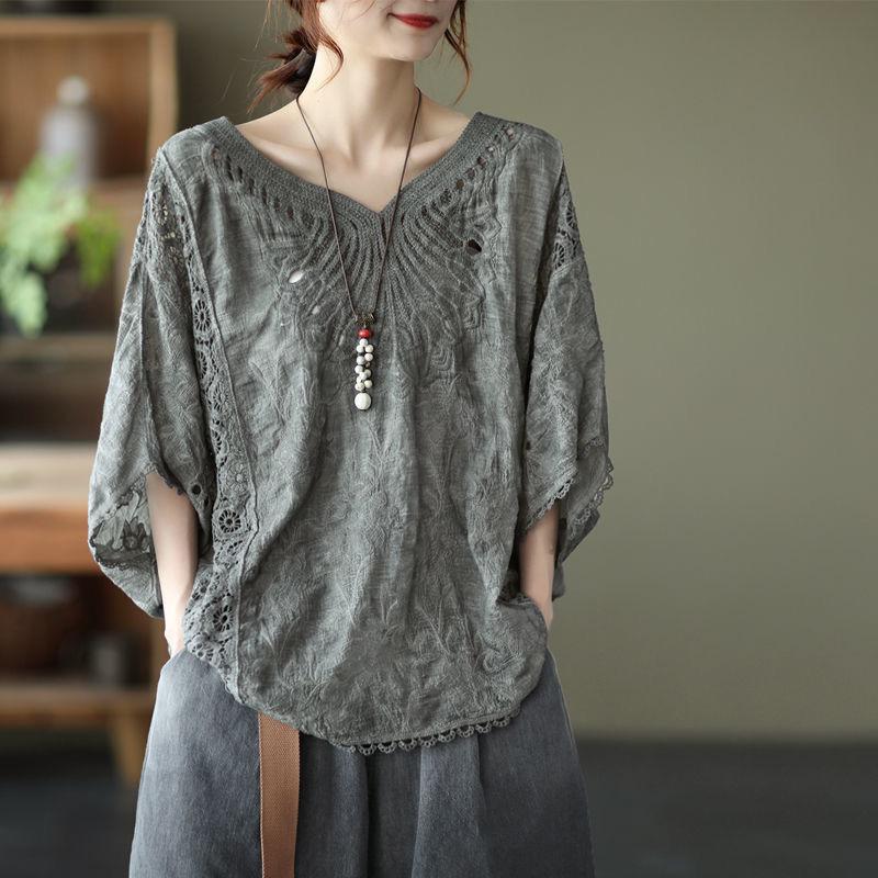 Spring Autumn Women Top Casual Pullovers Hollow Out Lace Embroidery V-neck Top Women's Loose Large Sunscreen Blouse