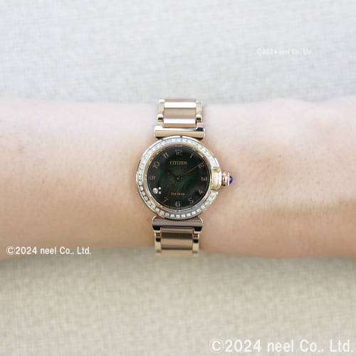 Citizen Women's Watch, Eco-Drive, Solar-Powered, Waterproof, with Spare Band, Diamond, Green, ROUND Collection, EM1123-62X, Gold
