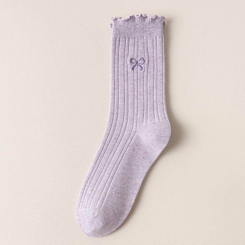 

«Женские носки средней длины из хлопка с вышитым бантом, антипиллинговые — осенний дышащий стиль» One Size фиолетовый