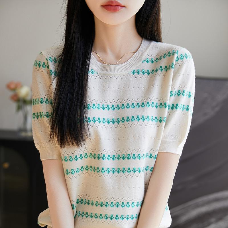 Women's Spring and Summer New Round Neck Short-sleeved Knit Sweater Hollowed Out Pullover Andy Velvet Fashion Jacquard Top Bottoming