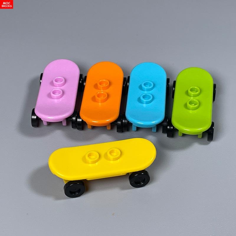 Non-Toxic 5Pcs/Lot Moc Bricks Player Skateboard With Trolley Wheel Holders Trolley Building Blocks Fit With 42511&2496 Toys Gifts
