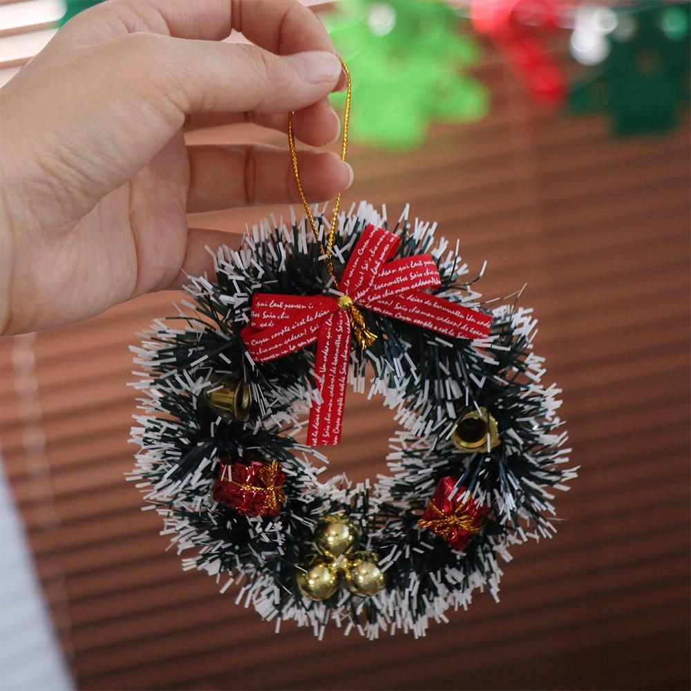 2pcs Artificial Hanging Ornament Exquisite Candle Holder Christmas Wreath Pendant Photography Props