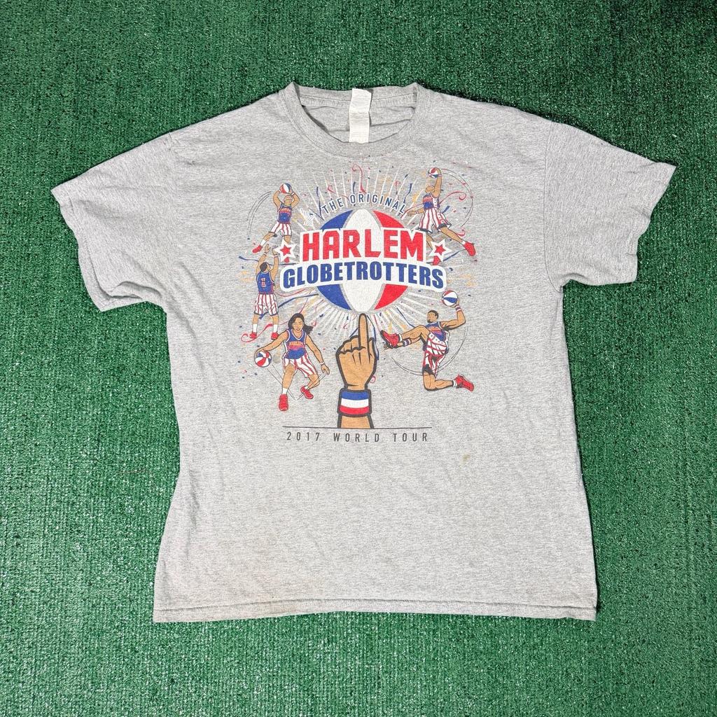 Harlem Globetrotters 2017 World Tour Gray Graphic T-Shirt L