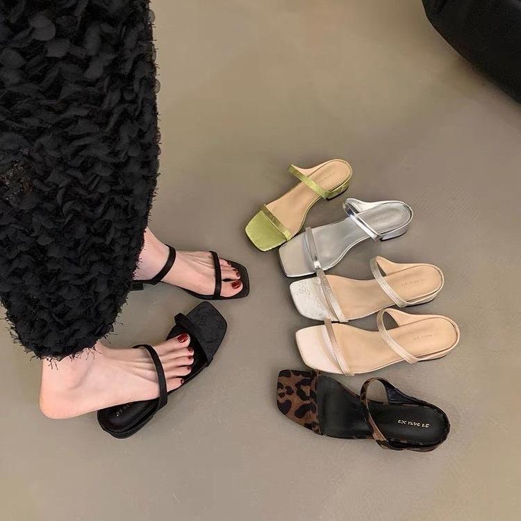 French One-word Belt Versatile Fashion Thick Heel 2025 New Cool Slippers Women's New Chinese Sandals Summer Skirt