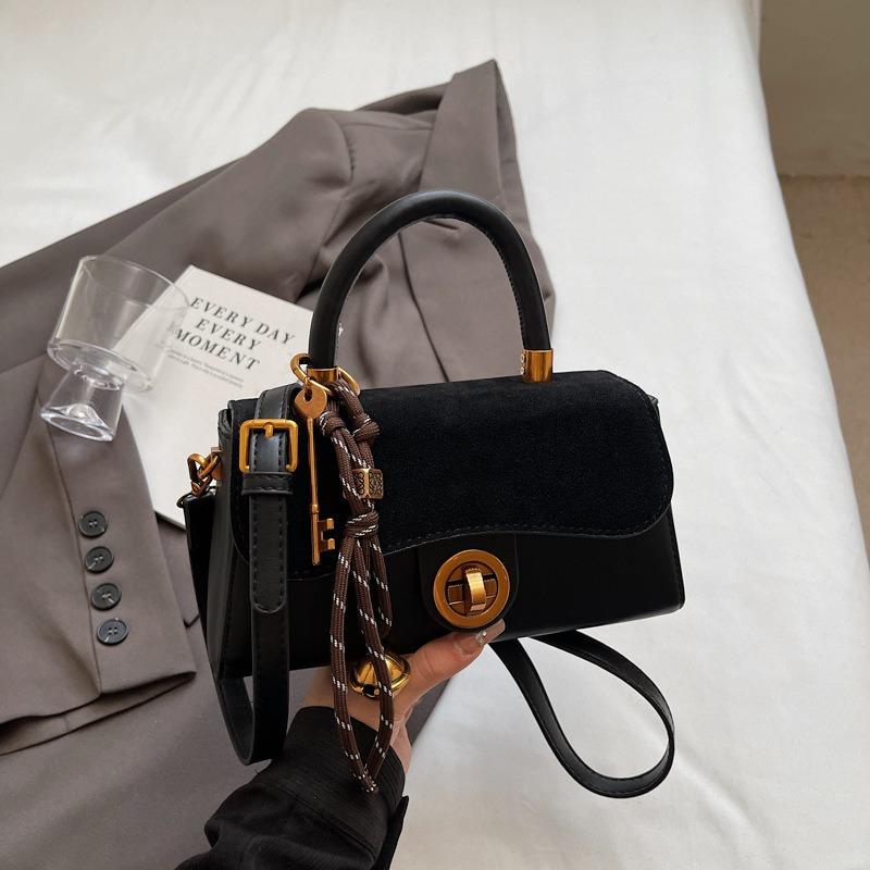 Premium Maillard handbag bag women's autumn retro red shoulder bag commuter messenger small square bag