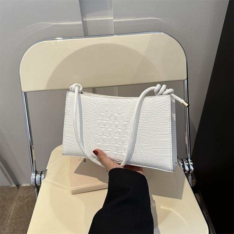 Sleek And Fashionable Small Womens Crossbody Bag With Mobile Phone Pocket белый