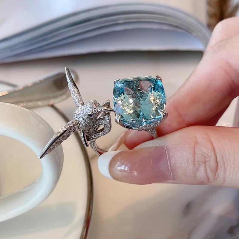 New Blue Diamond Openable Seagull Ring for Women – High-End Light Luxury Accessory Adjustable