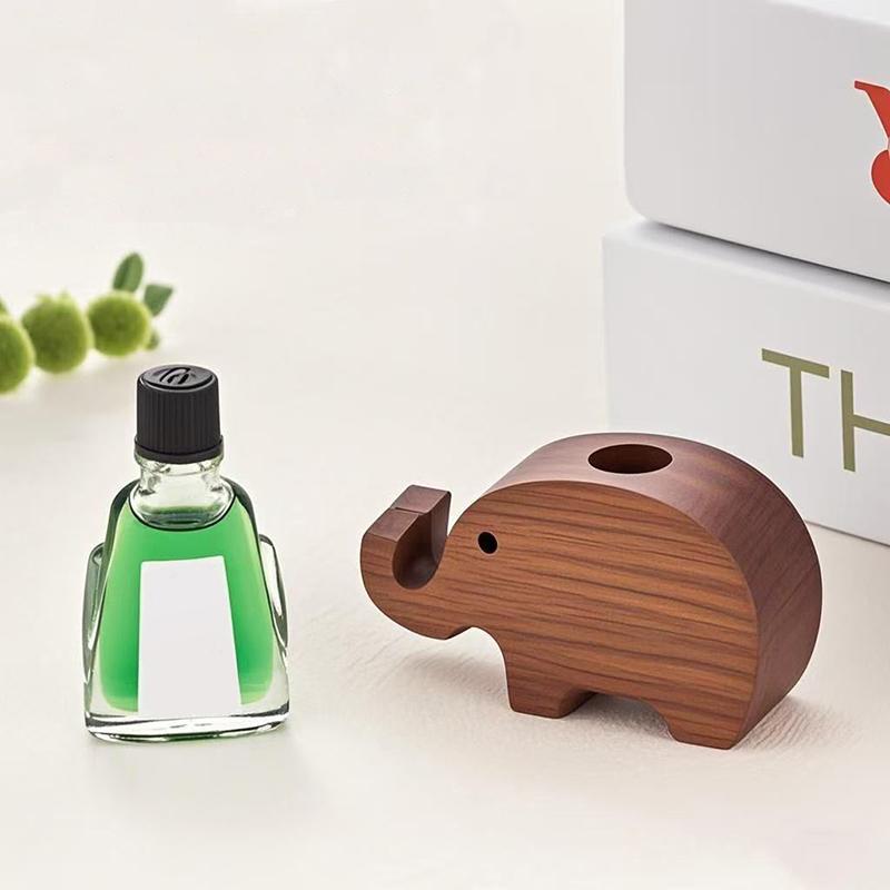 Eco-Friendly Wooden Aromatherapy Diffuser Fragrance Diffused Lion/Elephant Shape Wooden Diffuser Refreshing Air Long-Lasting