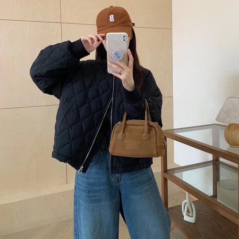 Baseball collar short down jacket women's 2024 winter fashion retro lightweight thickened white duck down rhombus bread jacket tide