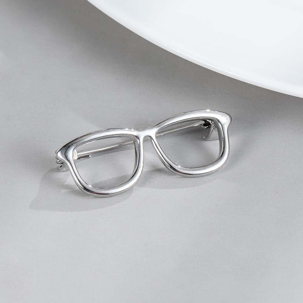 

Элегантная корейская брошь со стразами и жемчугом: Стильный шарф и бутоньерка для женщин Glasses Brooch серебряный