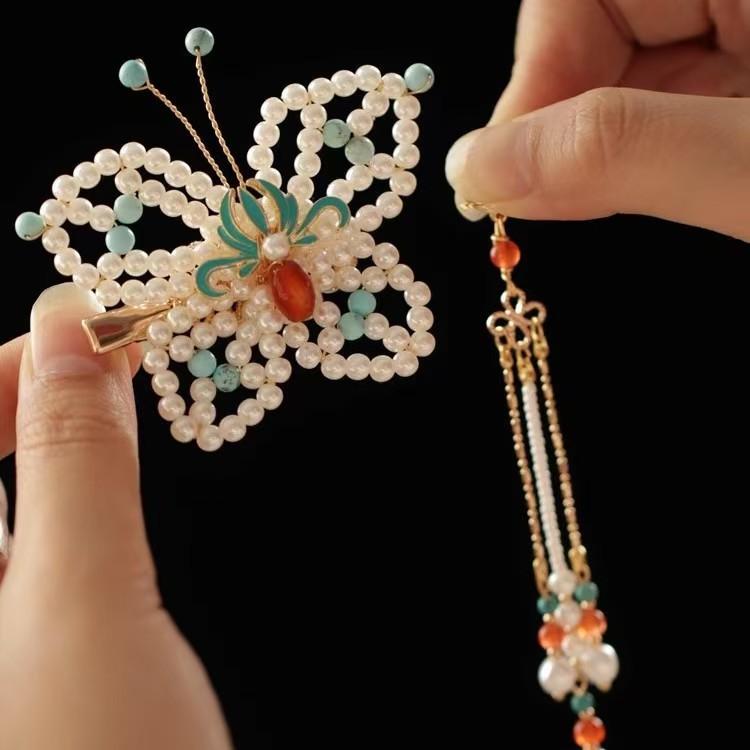 Starožitný styl Nová pokrývka hlavy Motýlí sponka do vlasů Okrajová sponka Hanfu Qipao Doplňky Kolekce Korálková okrajová sponka