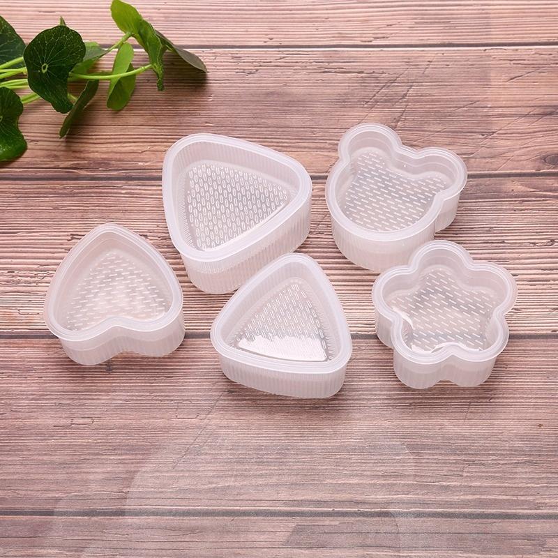 2PCS Triangle  Bear Heart Flower Shape Sushi Mold Onigiri Rice Ball Bento Press Sushi and Ball Maker Mould DIY Tools Set Kitchen Accessories
