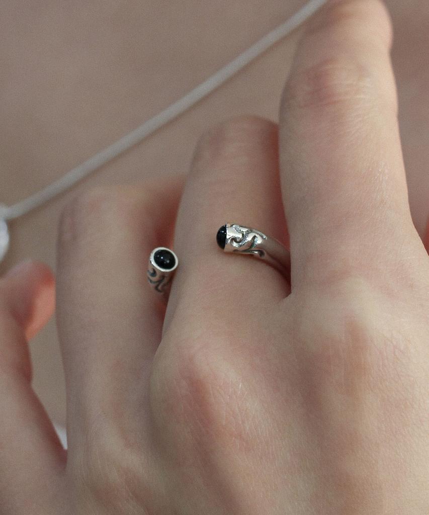 Joho Yeonwol Ring - Black