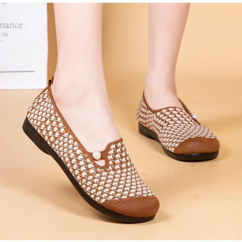 Old ******* cloth shoes ****** and summer new one-pedal flat shoes medium old mother shoes s**t sole retro comfortable grandma shoes