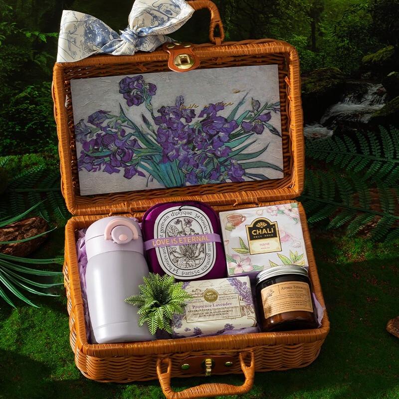 Monet Garden Gift Box