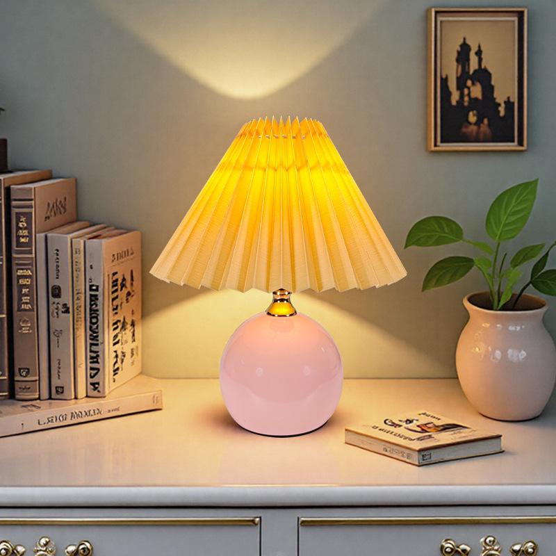 Pleated Cream-Style Table Lamp, Bedroom Bedside Lamp, Nordic Night Light, Dimmable Eye-Caring Lamp for Amazon