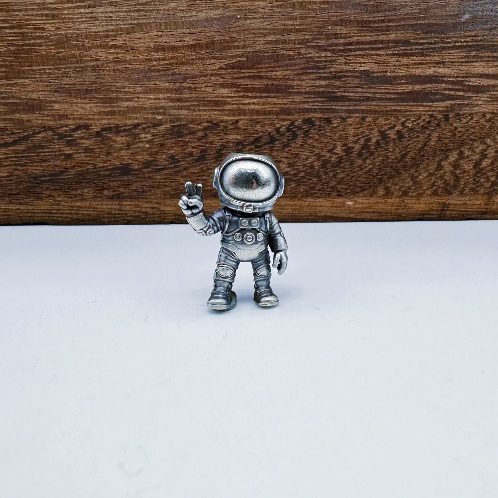 3D Design Astronaut Pendant Bead Brass Figure Spacer Bead  for Keychain DIY Making
