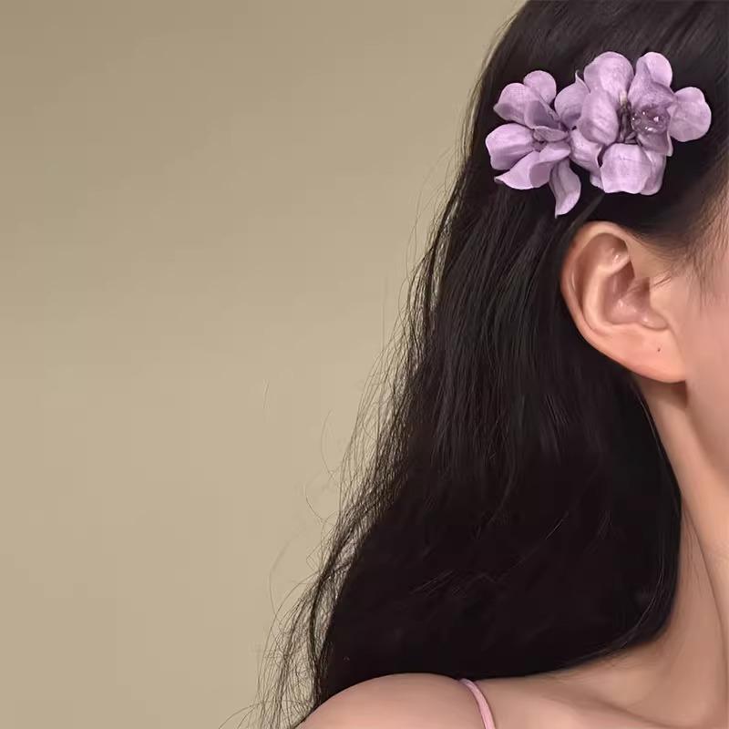 

Hairclip Summer Aesthetic Atmosphere Purple Flower Vacation Style Photography Clip Hair Accessories
