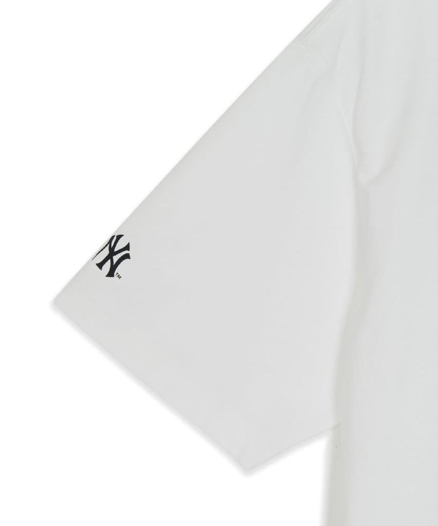 Emelbi Mega Bear Back Graphic Oversized Short Sleeve T-Shirt Ny (White)