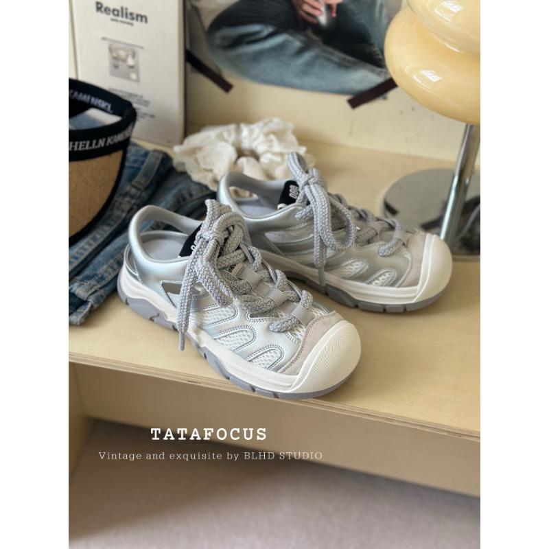 

Кожаные повседневные дышащие сетчатые волнистая подошва толстая подошва сандалии с закрытым носком обувь с отверстиями уродливые милые большая голова серебристые папины кроссовки женские 35 серебряный серый