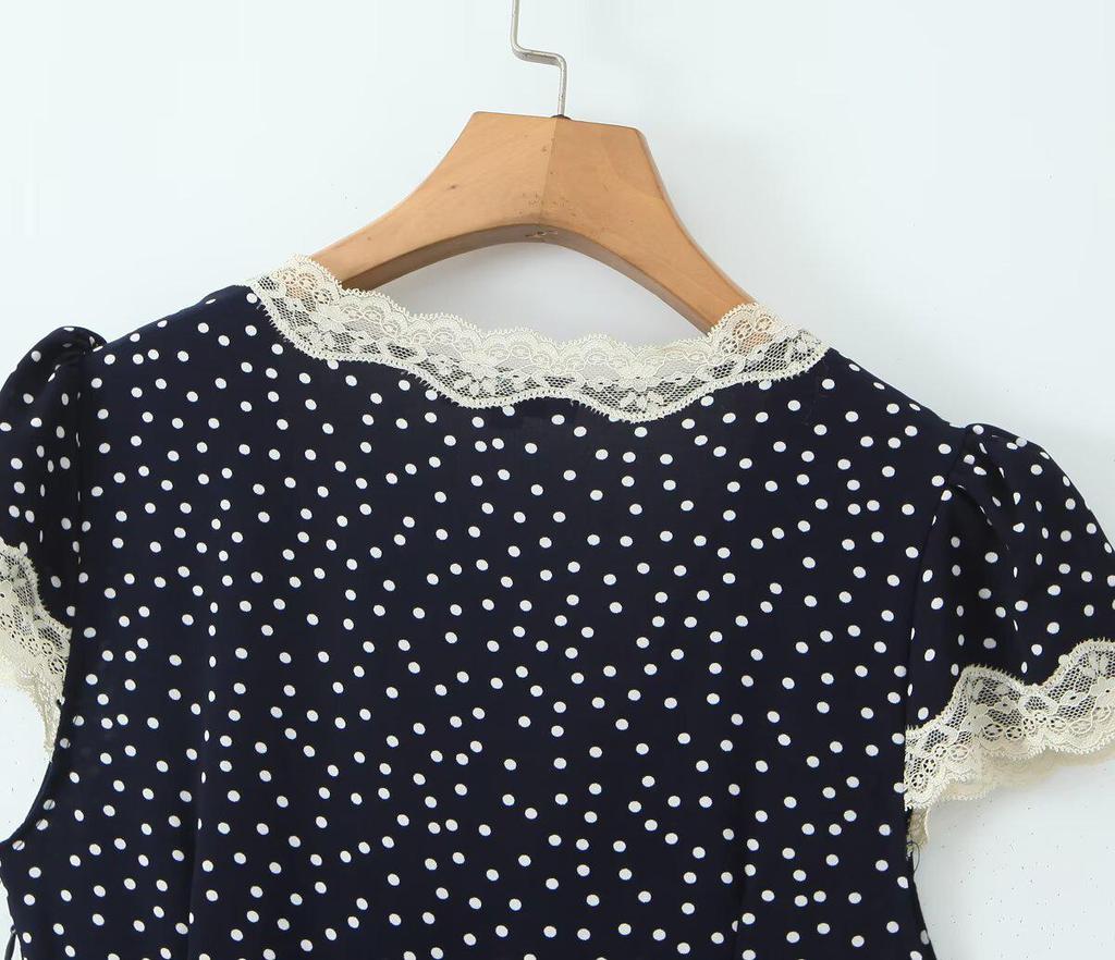 Elegant French Polka Dot Long V-Neck Lace Dress - Women's Summer 2026 Slimming Short-Sleeve Skirt.