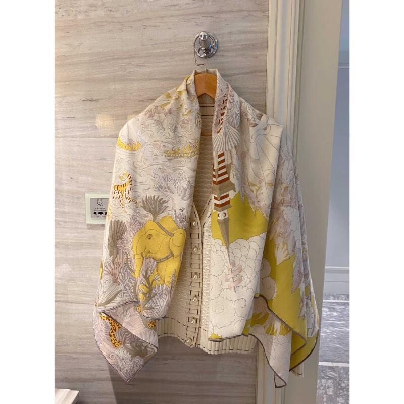 NINA SOLOR Animal City Silk Wool Scarf