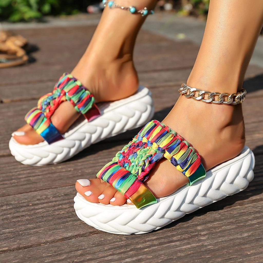 Summer New Woven Colorful Slippers Women Platform Round Head Cutout Breathable Platform Non-slip Cool Mopping