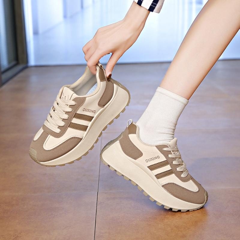 Women's Thick Bottom Sports Shoes Spring Street Women's Running Shoes Heightening Hundred Casual Shoes