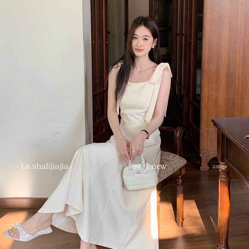 

Длинная юбка LS French Sweet Temperament с брошью - универсальная коллекция Весна 2025 (22035)