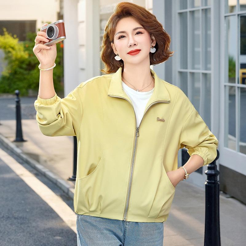 

Women s Versatile Spring/Autumn Windbreaker: 2026 Loose Fit Short Zipper Jacket with Stand Collar XL 90-105 lbs жовтий