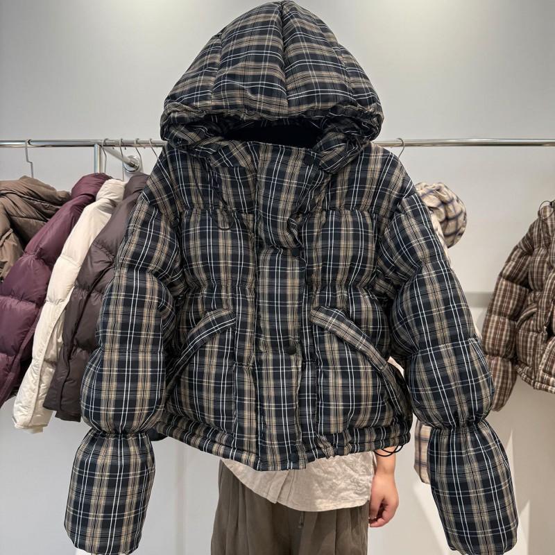 Womens Short Puffer Jacket With Hood Warm Winter Coat 50% White Duck Down Loose Fit College Style