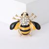 Fashion Enamel Bee Brooches for Women Rhinestone Insect Pins Event Party Funny Gifts Backpack Decoration Clothes Accessories