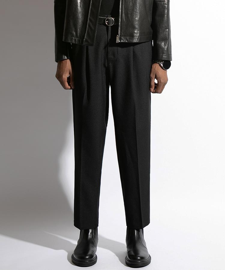Seuteulaikeu Elegant Two-Pleated Trousers (Black)