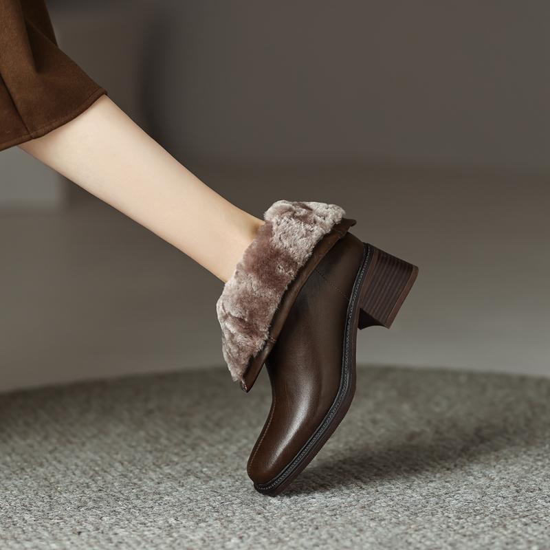 Fashion Women's new winter round head genuine leather cowhide warm fur integrated high heels, plus size calf snow boots, short boots