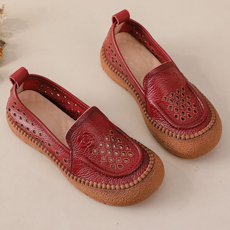 Fashion New authentic leather slip on flats women's ancient perforated breathable moccasins woman exquisite embossed rose loafers shoes