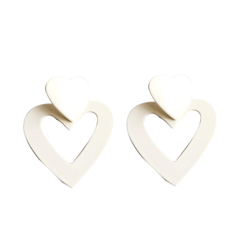 Retro Temperament Metall Weiß Liebe Herzförmige Clip Ohrringe Einfache Große Hohle Herz Clip Ohrringe Ohne Piercing Frauen Dame