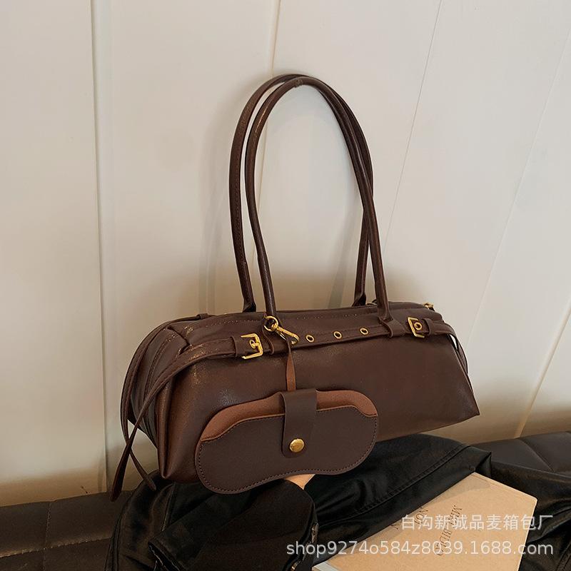 

Temperament Explosive Commuter Small Bag Women s 2025 New Trendy Autumn and Winter Retro Shoulder Bag Large Capacity Underarm Bag