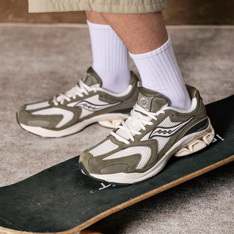 

Saucony S79093-3 Unisex All-Season Lifestyle Sneakers US 8.5