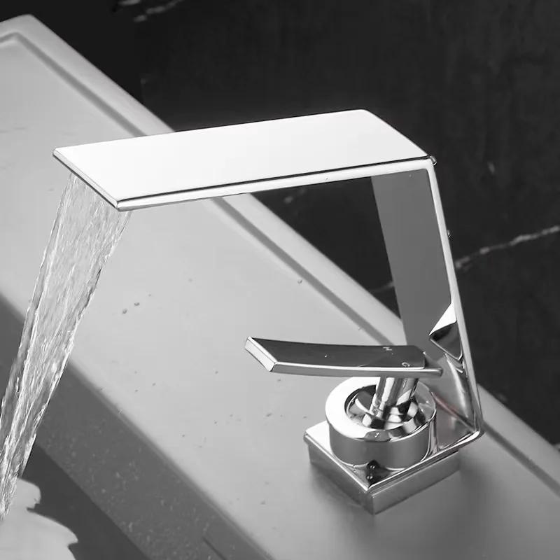

Tuqiu Bathroom Faucet Brass Gold White Bathroom Basin Faucet Cold And Hot Water Mixer Sink Tap Deck Mounted Black & Gold Tap
