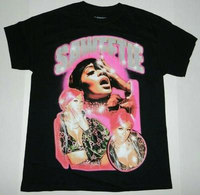 Schwarzes Bling Saweetie Grafik T-Shirt Neu