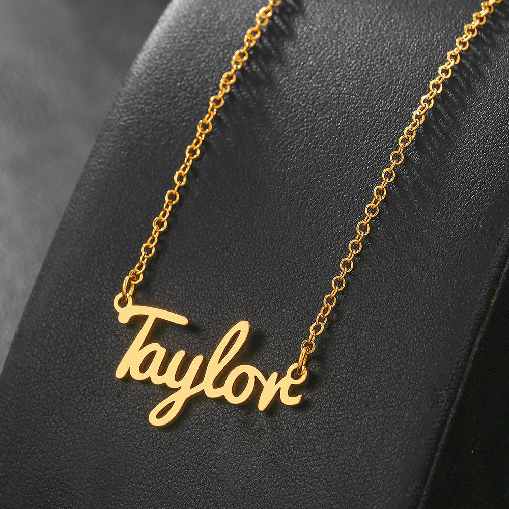 Collana Personalizzata con Lettere in Acciaio Inossidabile Placcato Oro 18K - Catena Clavicolare Fai-da-Te con Nome Personalizzato