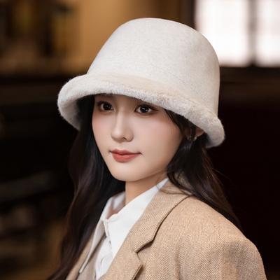Japanese Velvet Thickened Fisherman Hat for Women In Autumn and Winter Casual Versatile Plush Hat Showing Face Small Windproof and Warm Basin Hat