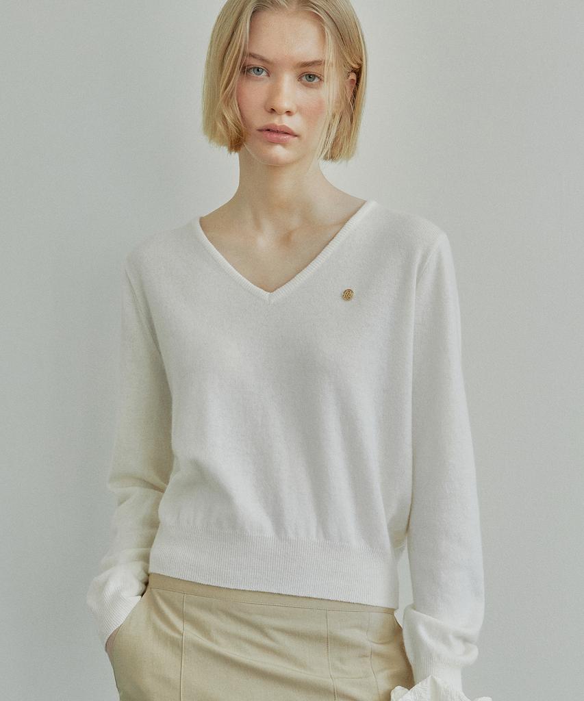 IHR Crop V-Neck Wool Knit / Ivory