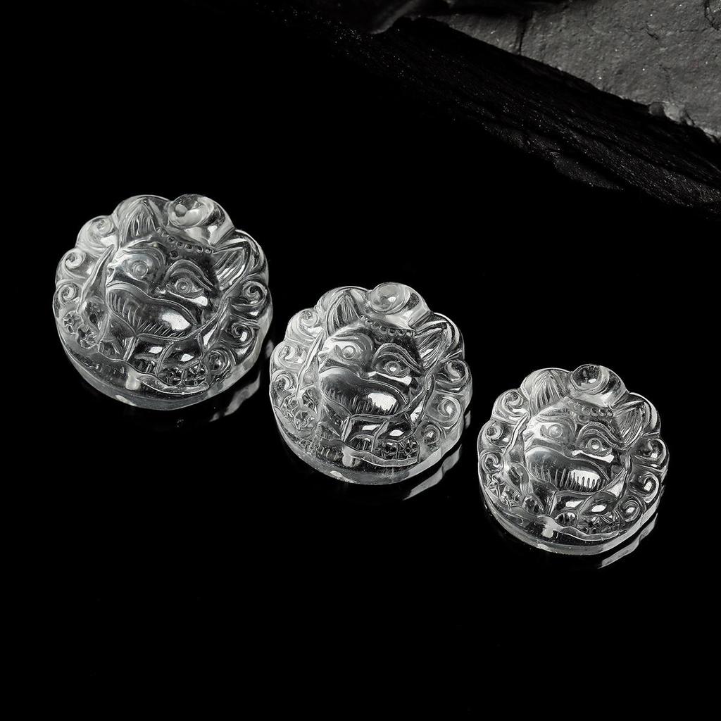 Jingde Jewelry White Crystal Carved Fox Pendant Charm Sweater Chain Accessory.