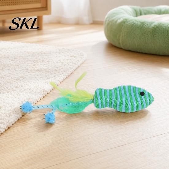 Bite-resistant Cat Toy Fish Shape Toy, Cotton Rope Lightweight with Hose Durable Feather Tassel Design, Wear-Resistant Scratch-Resistant Relieves