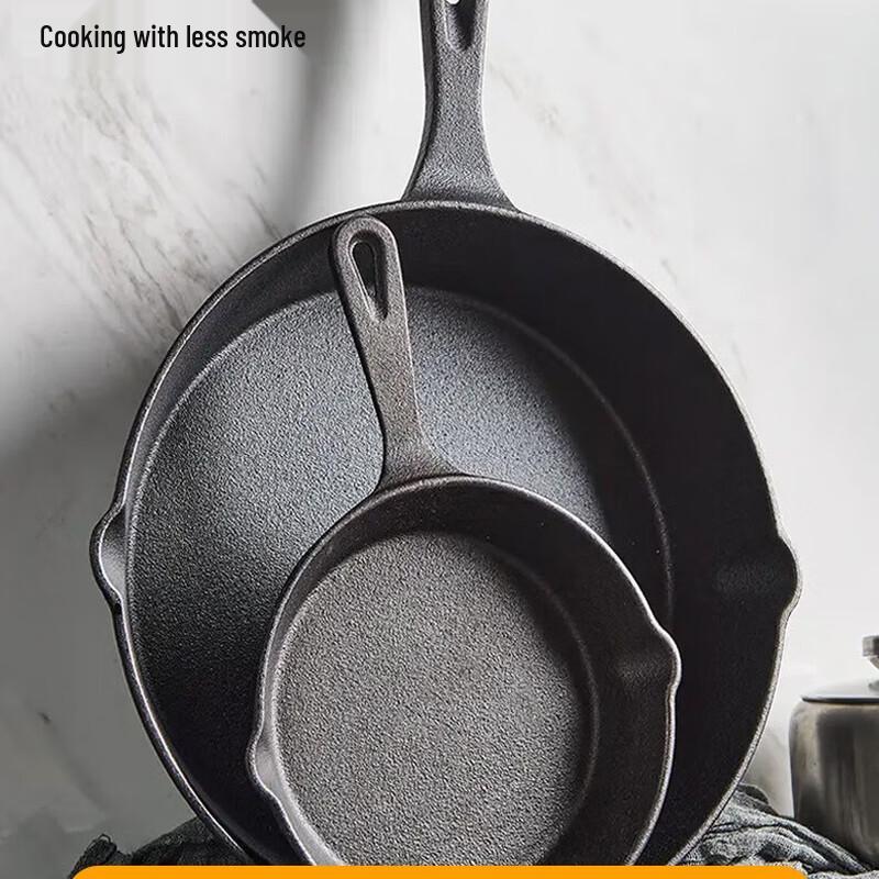 Poêle à frire en fonte épaisse