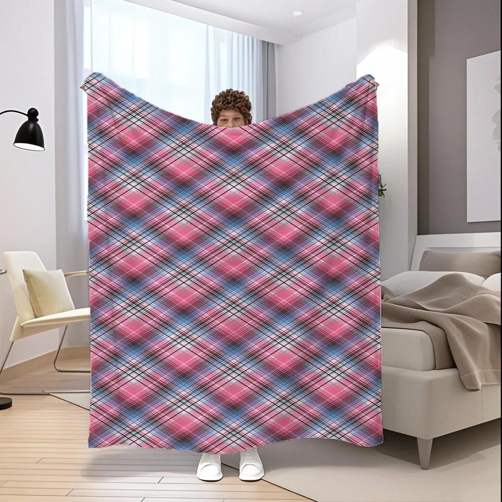Plaid Pattern Blanket Microfiber Flannel Cover Blanket Bedroom Living Room Sofa Soft And Comfortable Home Decoration