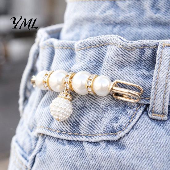 Neckline Fixation Clip 2Pcs Faux Pearl Waist Tightener for Pants, Reusable Cincher Pin Invisible Button Loose Jeans, No Sewing Waistband Skirts Jeans